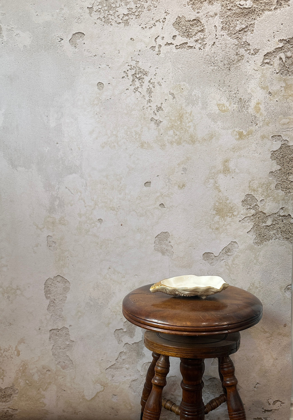 Oyster Serving/Trinket Dish